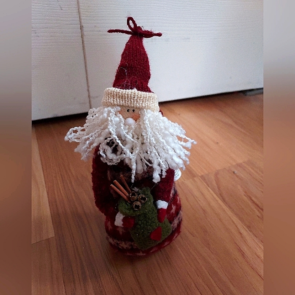Country Santa Christmas At Sage County Mercantile 2004 Ornament With Tags Rustic